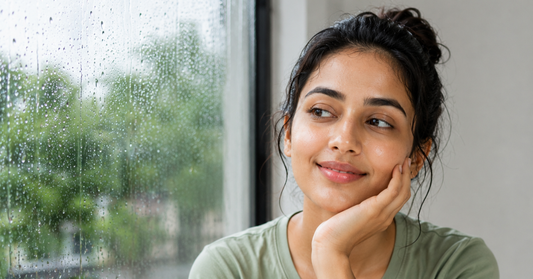 Oily Skin in Monsoon? Here's How to Fix Your Routine Before the Rains Take Over