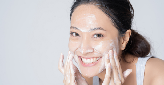 Face Wash for Dry Skin India | Cathy Doll