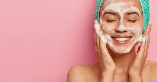 Why Foaming Face Wash Should Be Your Skincare Staple?